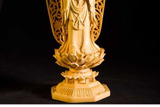 黃楊木雕南海觀音佛像擺件 集實木雕刻、家居擺設(shè)與收藏價值于一體的工藝精品